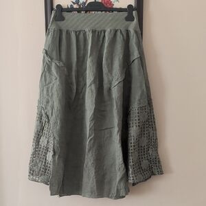 Beyond Capri Green Lace-Detail Linen Skirt Made in Italy
